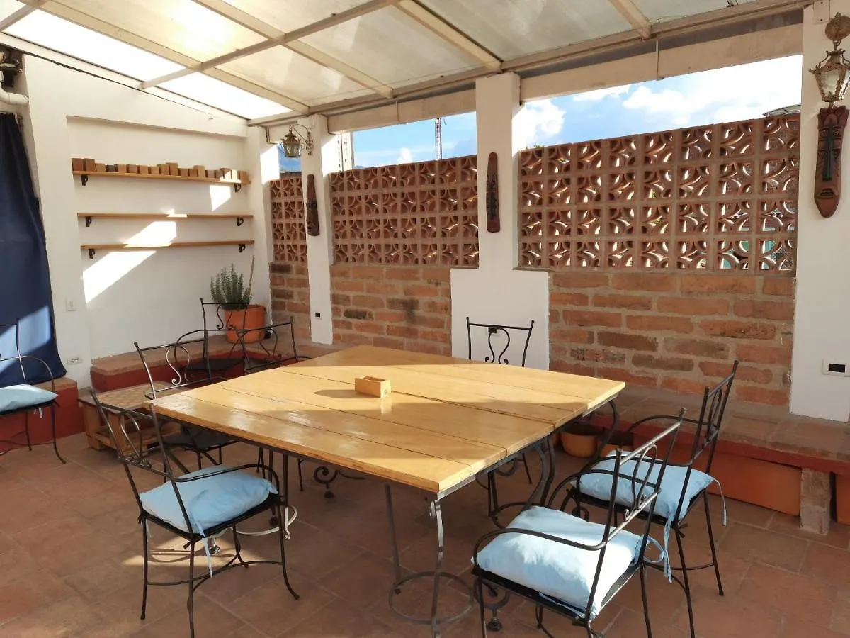 Villa del Prado Medellín Pensión