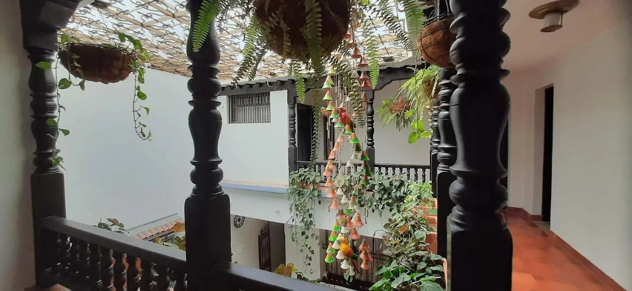 Villa del Prado Medellín Pensión