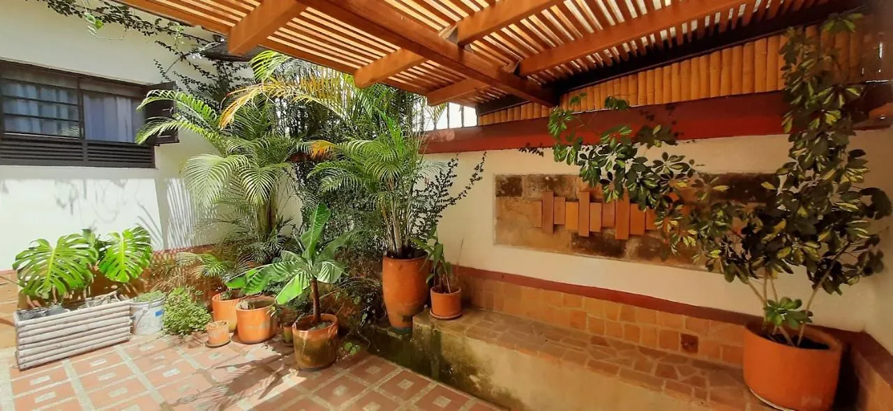 Villa del Prado Medellín Pensión